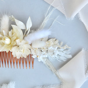 dried flower hair comb